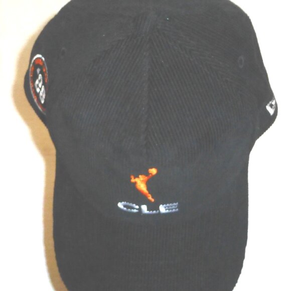 New Era 9Forty WNBA Cleveland Rockers '28 Inaugural Season Snapback Corduroy Hat - Picture 2 of 9